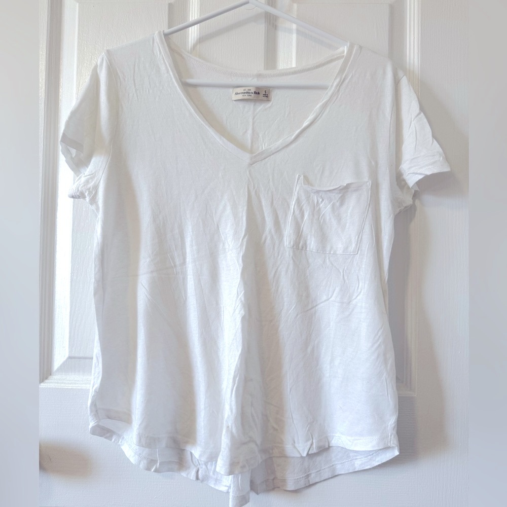 Abercrombie and Fitch A&F white tshirt with pocket